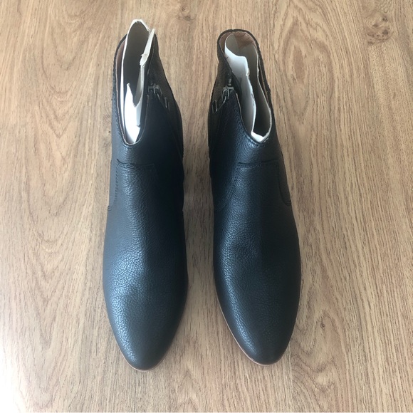 NIB $198 Madewell The Western Black Leather Bootie in size 7.5! - Picture 7 of 15